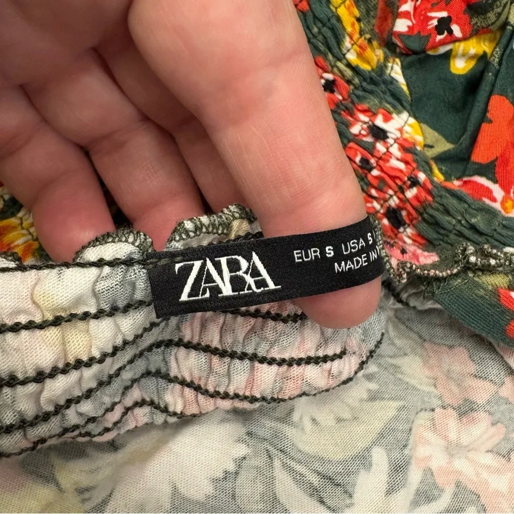 Zara Puff Sleeve crop top smocked back 100% Cotton - Picture 7 of 8